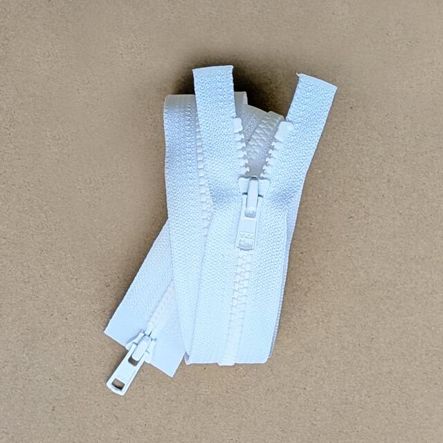 ３ビスロン逆開