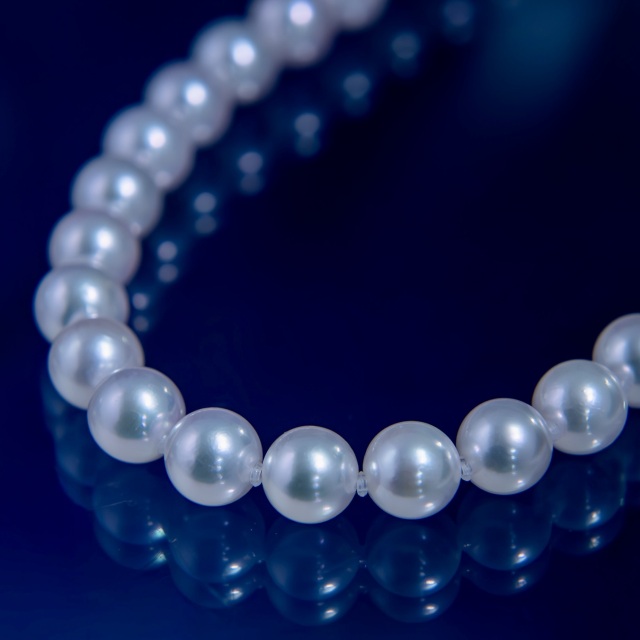 宇和海産アコヤ 8.0～8.5mm 花珠真珠一連ネックレス