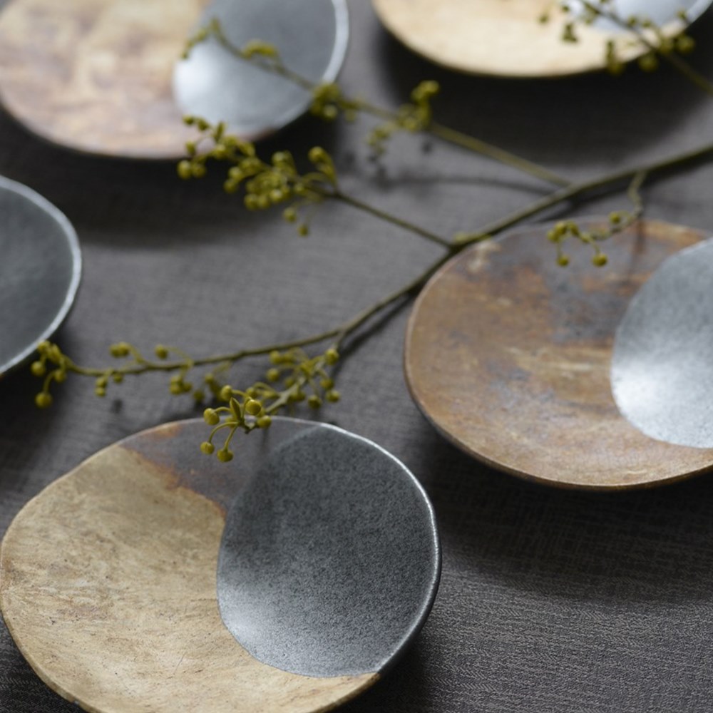 古荘美紀｜moon皿｜作家の器と暮らす。IVORY