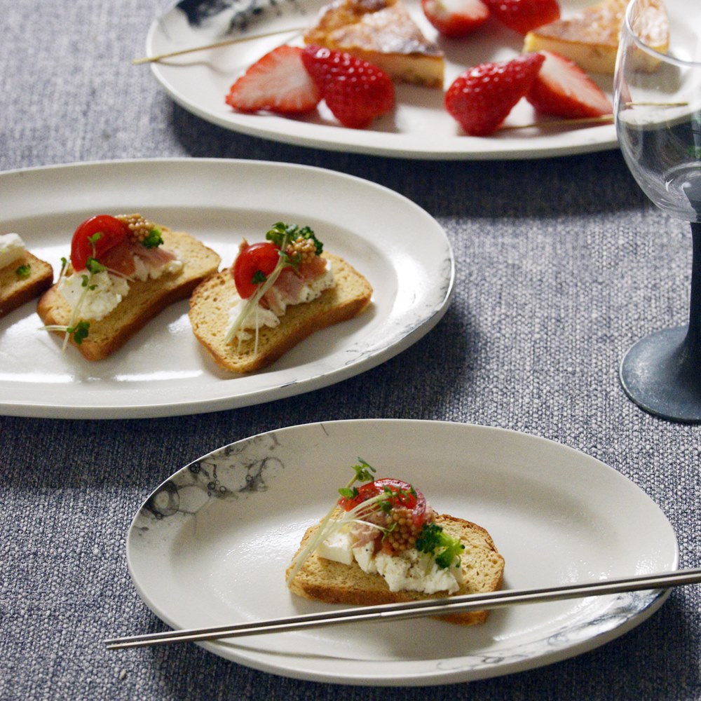 若生沙耶香 Oval Plate