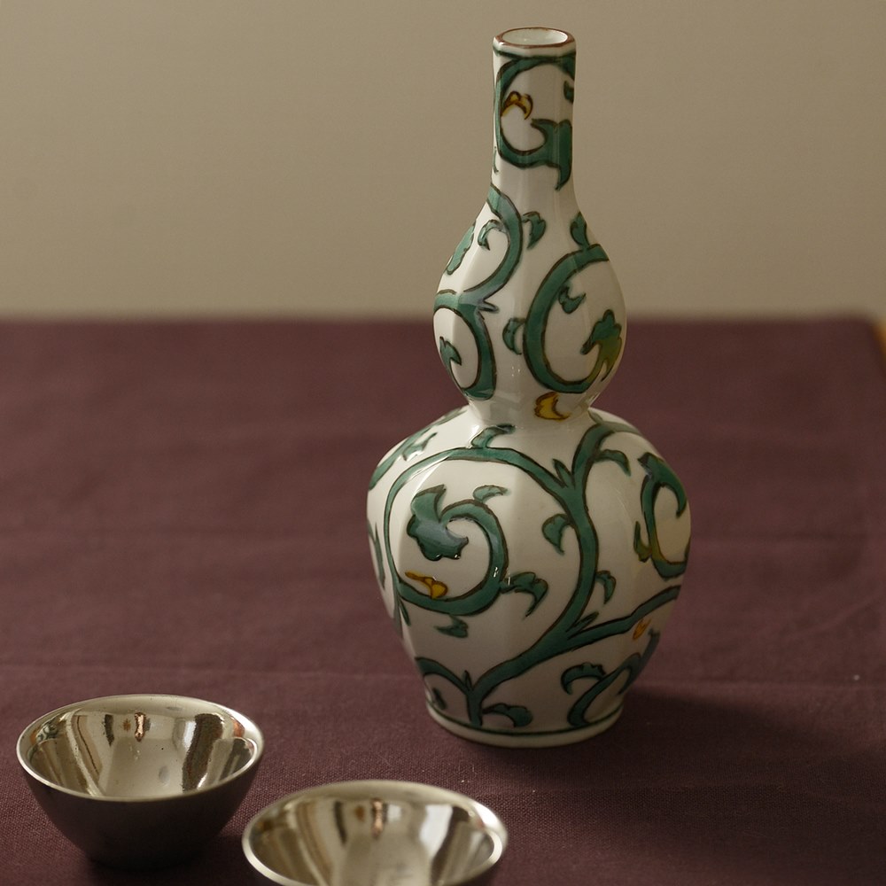[受注制作品]　瑛生の器（九谷美陶園）ペルシャ唐草文様徳利（2合）＊納期３〜４ヶ月