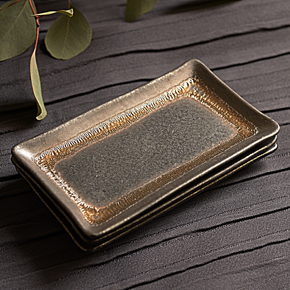 奥田章　金彩のり皿