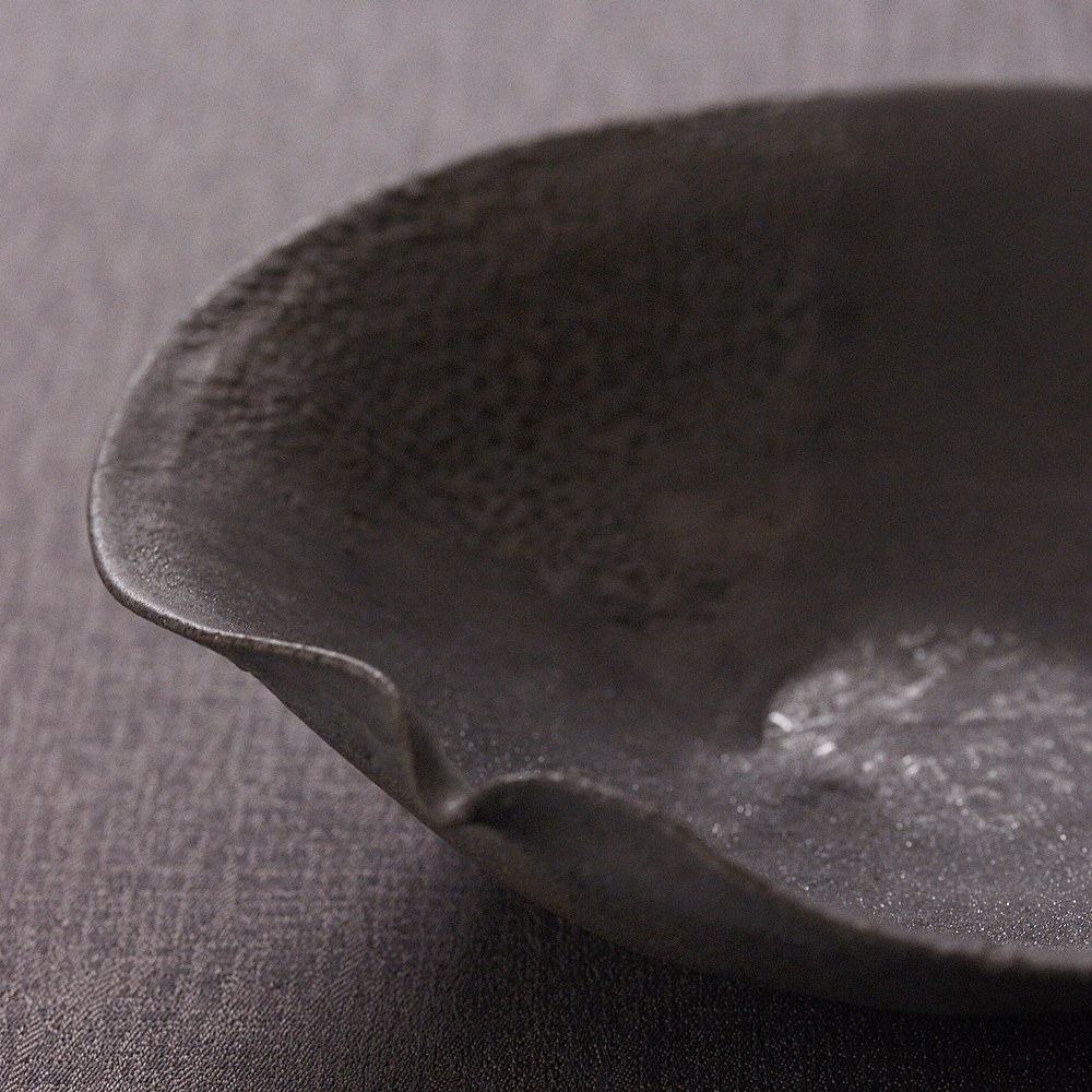 紫蓮　black 片口 bowl