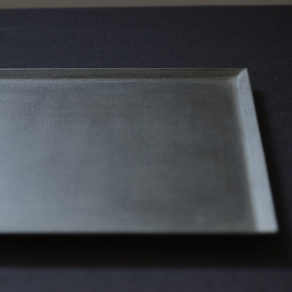 ［受注制作品］冨樫孝男　漆器　四方皿30ｃｍ　シャンパンゴールド＊納期3〜4ヶ月