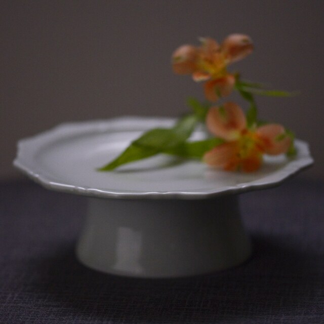 〔現品限り〕島村ナナ　雪紋様台皿（コンポート）