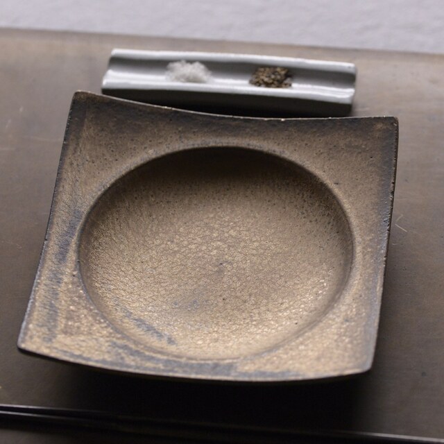 銅彩釉 角皿