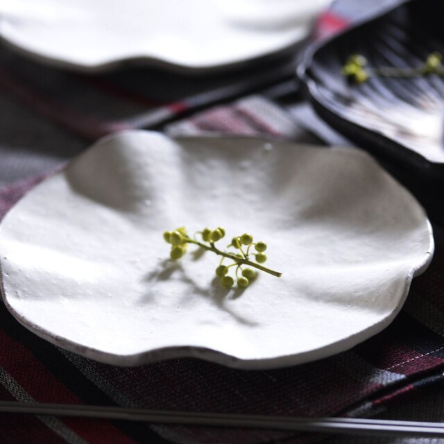 〔受注制作品〕リリープレート(中)（納期6~12か月）｜村上直子