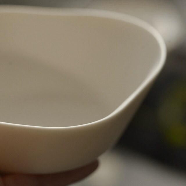 外川ひろみ｜四角小鉢｜作家の器と暮らす。IVORY