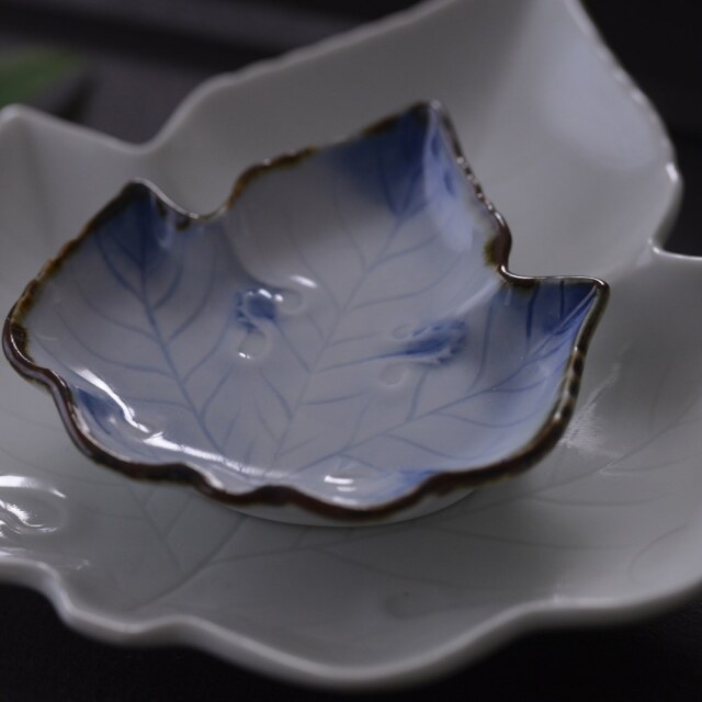 〔受注制作品〕島村ナナ　梶の葉形皿大＊納期6〜9か月