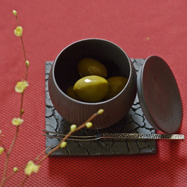 水野さんのレアな器✖︎1 奥田さんの高台ミニカップ✖︎4 奥田さんの蓋付き椀✖︎4 にしだゆか｜蓋物 カンナライン｜作家もの和食器通販”IVORY