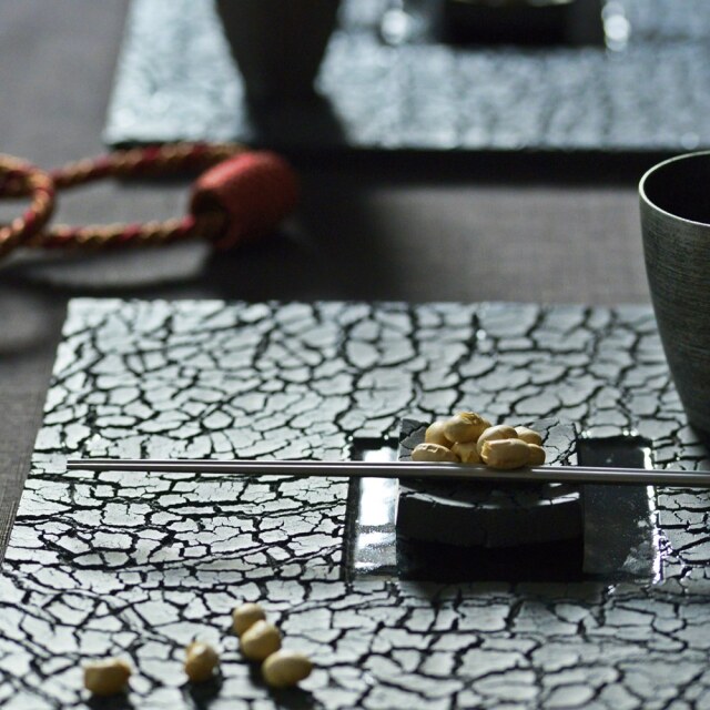 にしだゆか｜WBSBはしおき 正方形｜作家もの和食器通販”IVORY