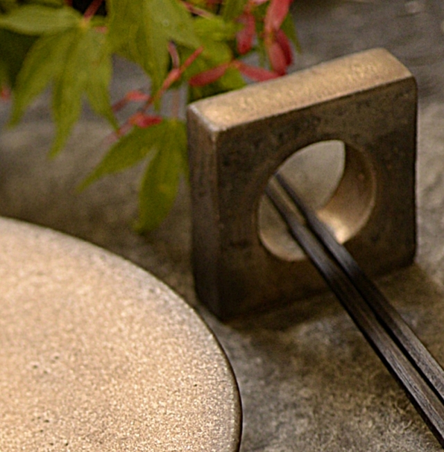 冨樫孝男｜シャンパンゴールド｜ランチマット｜（漆の折敷）｜作家もの