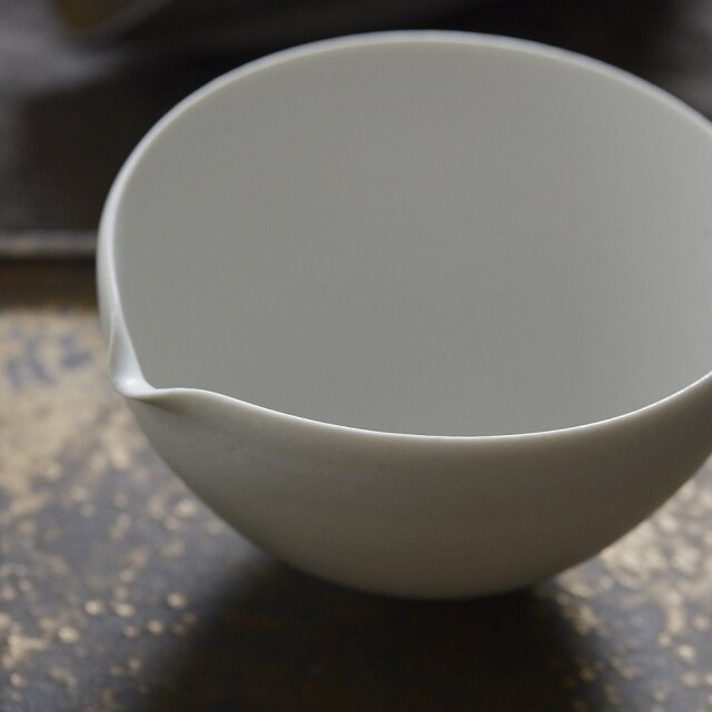 水野幸一｜古白磁 片口｜作家の器と暮らす。IVORY
