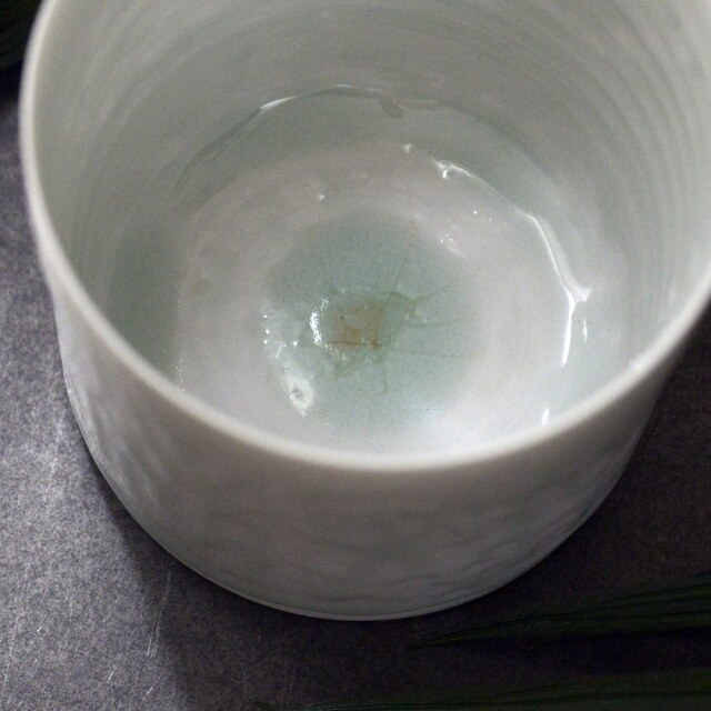 水野幸一｜水野幸一 コーヒー灰釉 カップ ｜作家の器と暮らす。IVORY