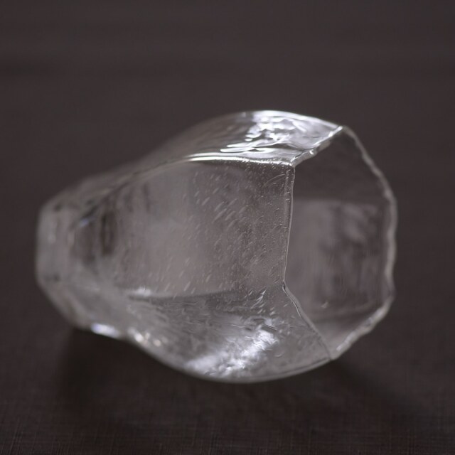 末國清吉 六角グラス｜手になじむ透明なガラスの器