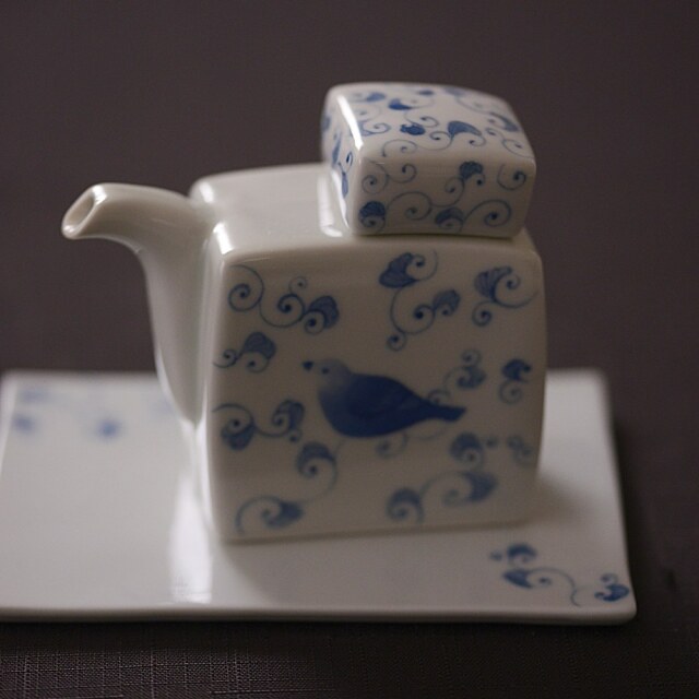 〔受注制作品〕島村ナナ　アオバト紋様しょうゆ差し＆プレート＊納期6～9か月