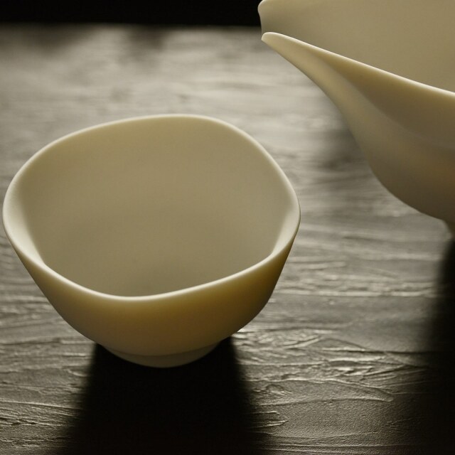 鉢の商品一覧