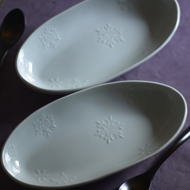 〔受注制作品〕島村ナナ 雪紋様楕円深皿＊納期6〜9か月