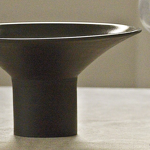 小野俊｜黒鉄釉蓋物（大）｜作家もの和食器通販通販 IVORY