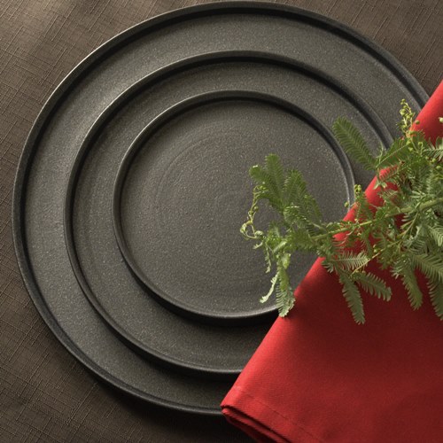 小野俊　黒鉄釉　フラットプレート