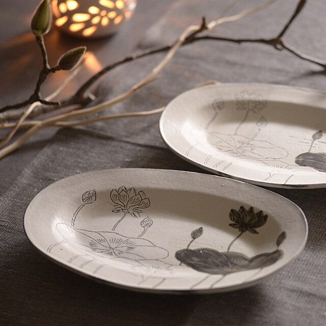 〔受注制作品〕ハス柄プレート（納期6~12か月）｜村上直子