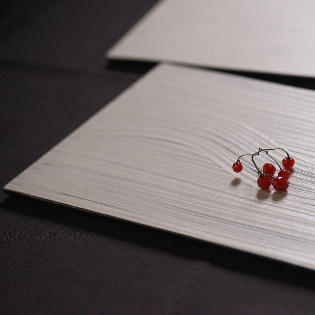 奥田章　リバーシブル板皿　３枚 奥田章｜リバーシブルプレート｜プレゼンテーションプレート