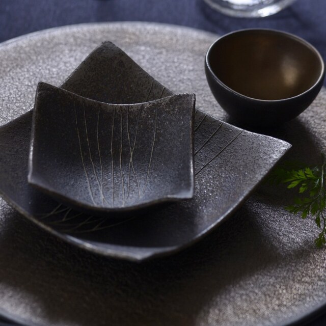 奥田章さん 重箱 奥田章｜黒十草 重箱（S）｜作家のうつわ