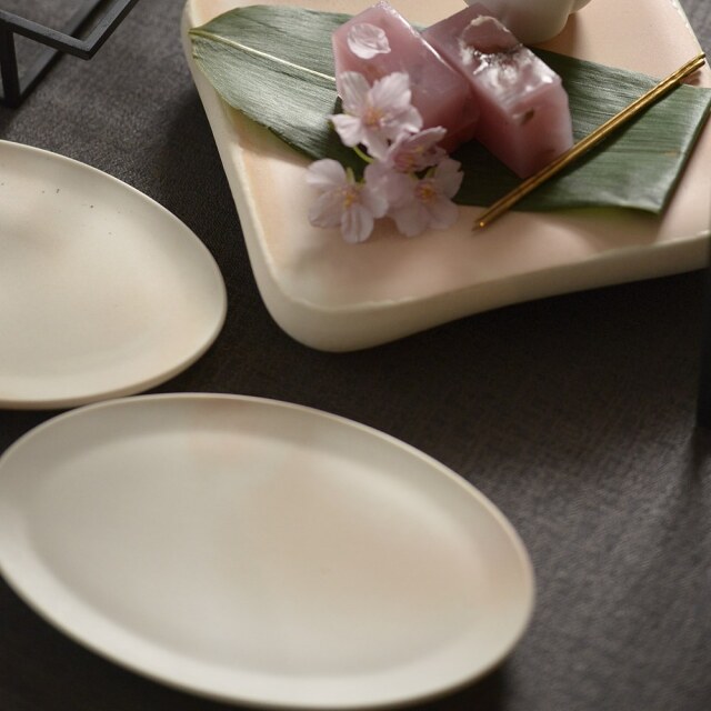 川村晃弘｜楕円小皿｜作家の器と暮らす。IVORY