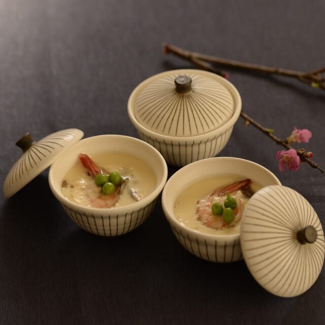 奥田章｜金彩反り蓋碗｜作家もの和食器通販”IVORY