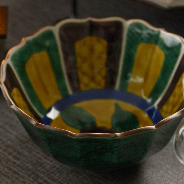 作家もの　絵皿　２２✖️１２ 瑛生の器（九谷美陶園）｜石畳文様足六寸角皿｜作家の器と暮らす