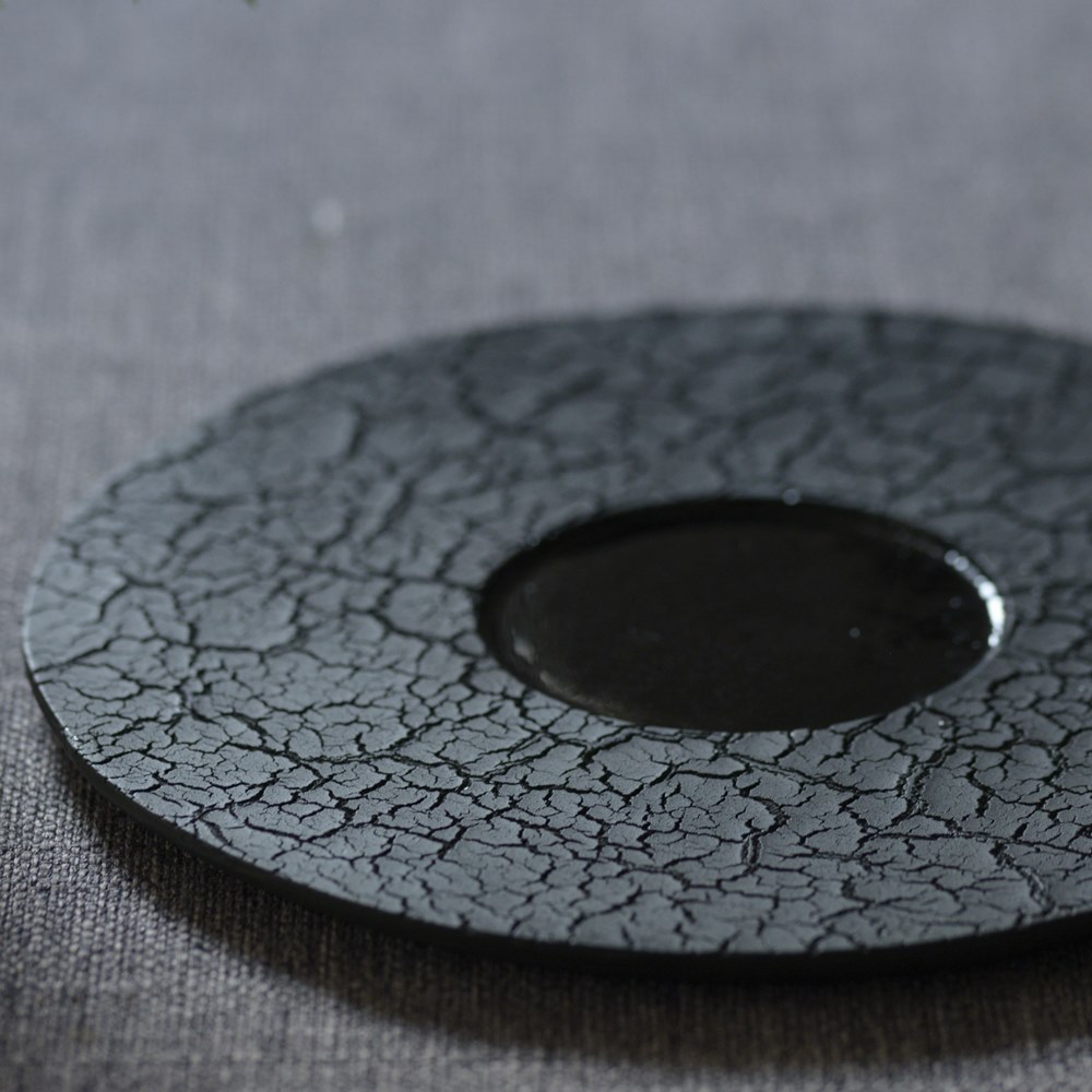 にしだゆか WBSBプレート丸(窓付） 作家もの和食器通販”IVORY