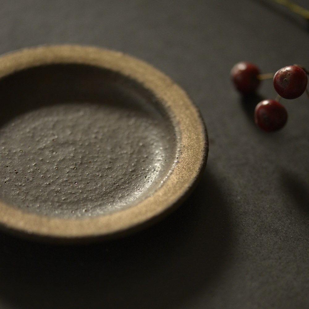 作家作品金彩皿 Japan Pottery Net / 彩色金彩皿