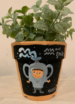 植木鉢 ＊着ぐるみちゃん12星座・やみずがめ座＊・手描き作品[武内祐人]