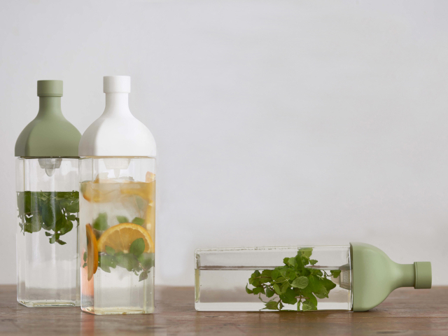 Z-428】HARIO カークボトル・スモーキーピンク 1200ml