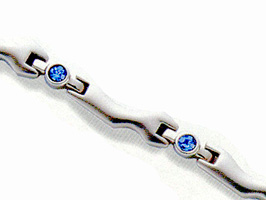 ライトサファイア SWAROVSKI 　211 マット[MARE-18]☆