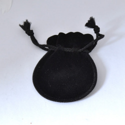 ジュエリーポーチ ブラック スエード調 巾着袋 アクセサリーポーチ 携帯用 ミディアム中サイズ