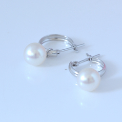 フープ パール ピアス K10ホワイトゴールド y130056