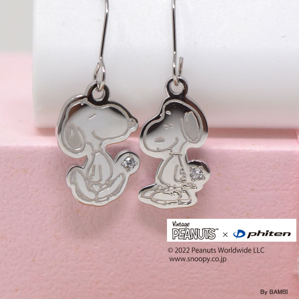 Vintage PEANUTS × phiten ファイテン 靴を履いたスヌーピーピアス 