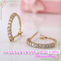 フープ形ハーフエタニティダイヤモンドピアス【K18PG 0.2Ct】y090036