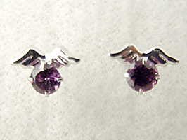 1月の誕生石ロードライトガーネットK14WG(ホワイトゴールド)ピアス