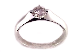 ピンクダイヤモンド　Ptリング