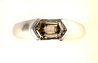 ブラウンダイヤ 1.175ct リング Pt900 【レアなカットのブラウンダイヤモンドです】