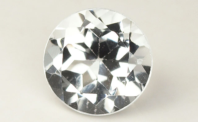 カラーレストパーズ ルース(裸石) 0.66ct, ラウンド (ホワイトトパーズ/カラーレス・トパーズ/ホワイト・トパーズ/黄玉/おうぎょく/こうぎょく)