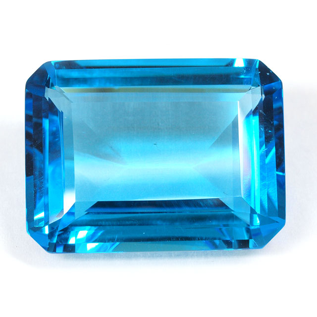 ブルートパーズ ルース 56.627ｃｔ 【 エメラルドカットの深いブルーです。9月29日・11月19日誕生日石　11月の誕生石 】 中央宝石研究所宝石ソーティング