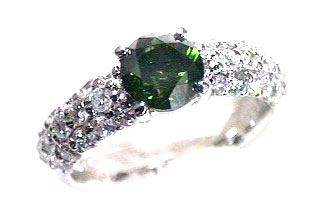 グリーンダイヤモンド(トリートメント) プラチナ リング 【パヴェ風】