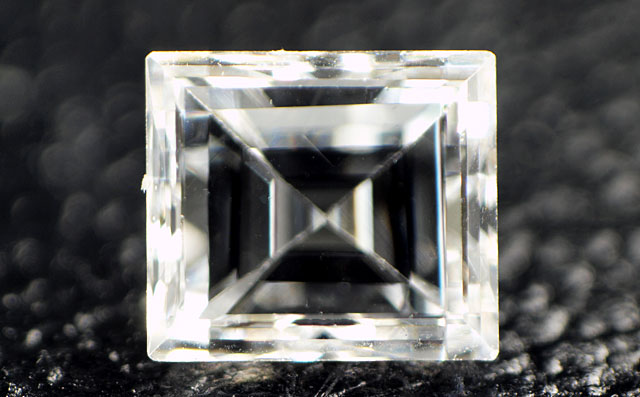 ダイヤモンドルース