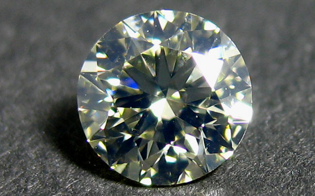 Q-Rカラー・ダイヤモンド・ルース