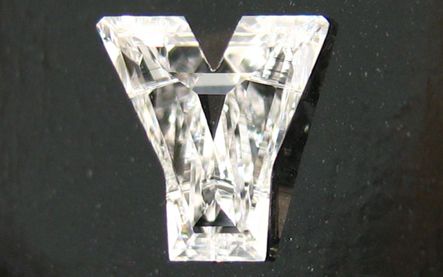 Y字形ダイヤモンド