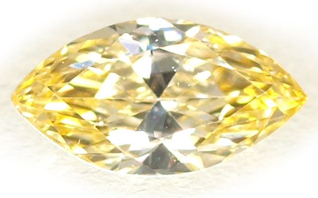 バイカラー風イエローダイヤモンド画像