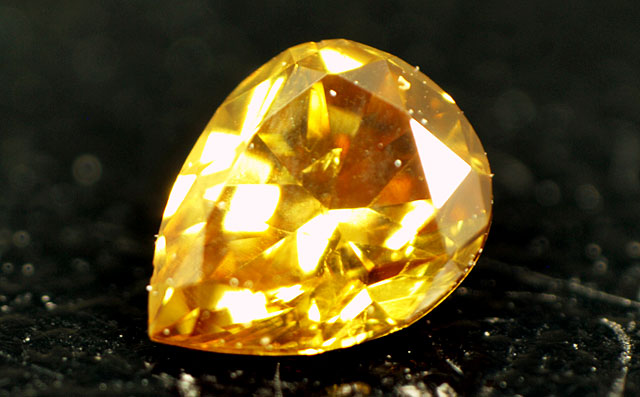 イエローダイヤモンドルース